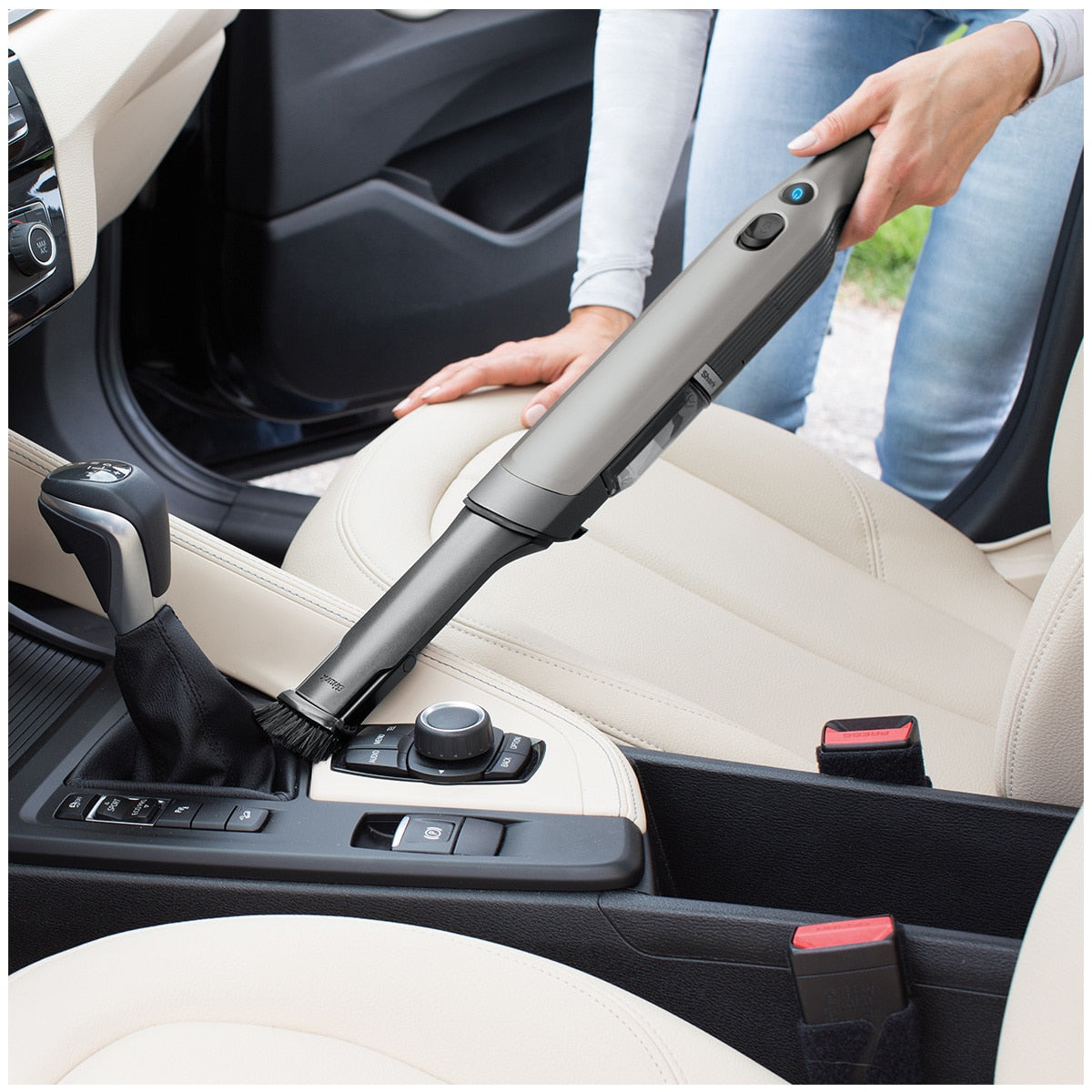 Shark Wandvac WV203 Handheld Vacuum
