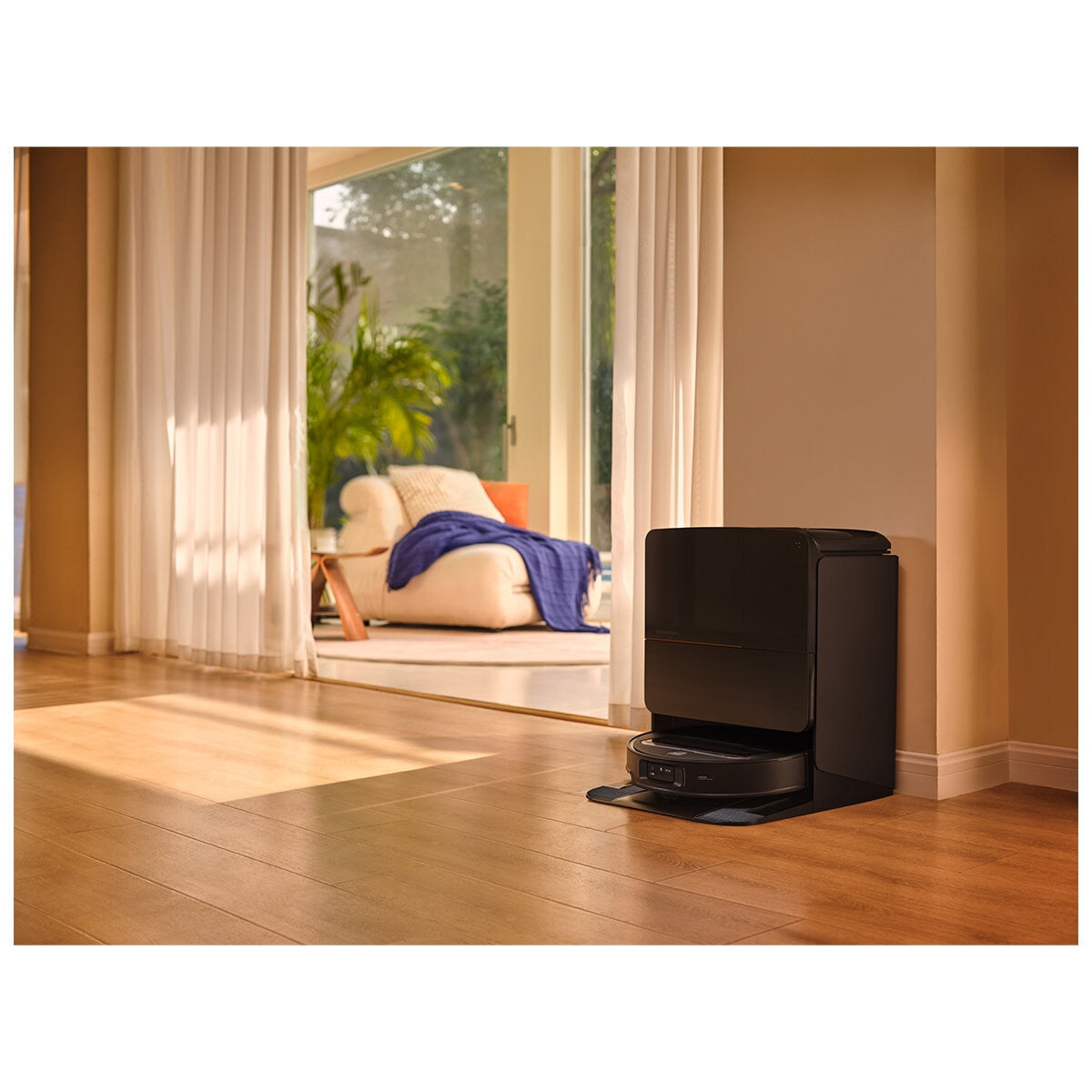 Roborock Saros Z70 Vacuum Cleaner Black RRSZ705203BLK