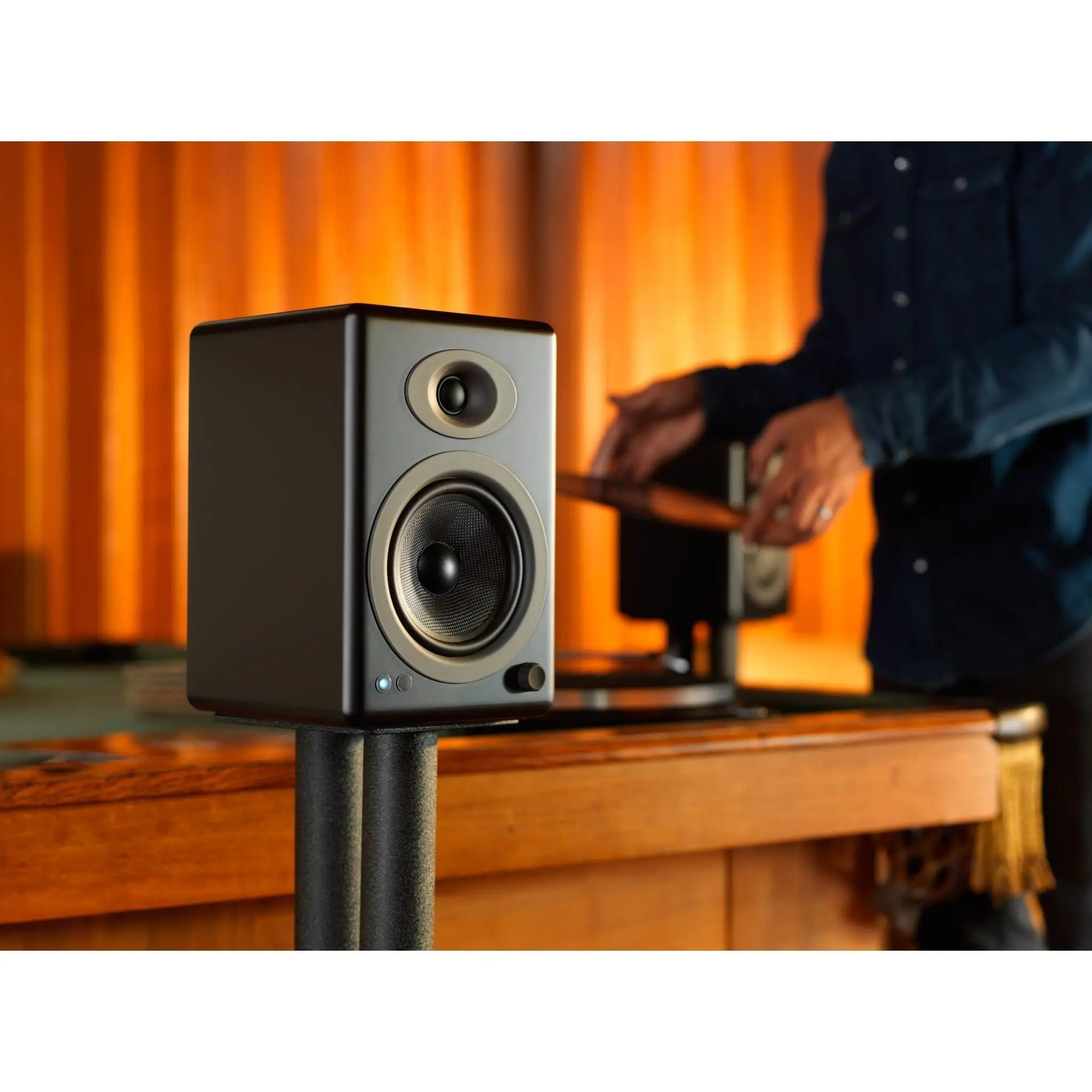 Audioengine A5+ Wireless Powered Bookshelf Speakers (Satin Black)