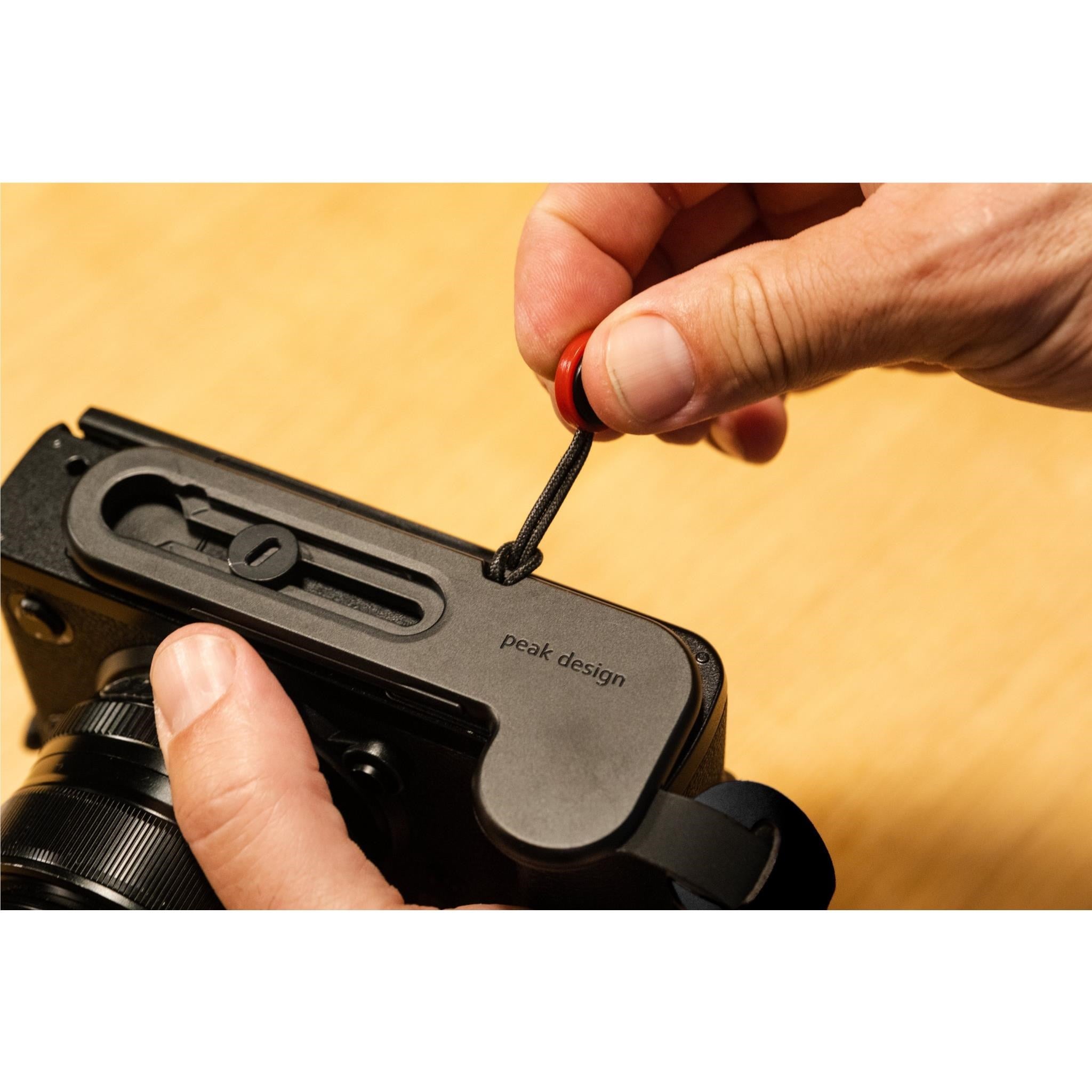 Peak Design Micro Clutch L-Plate (for Cameras with a Grip)