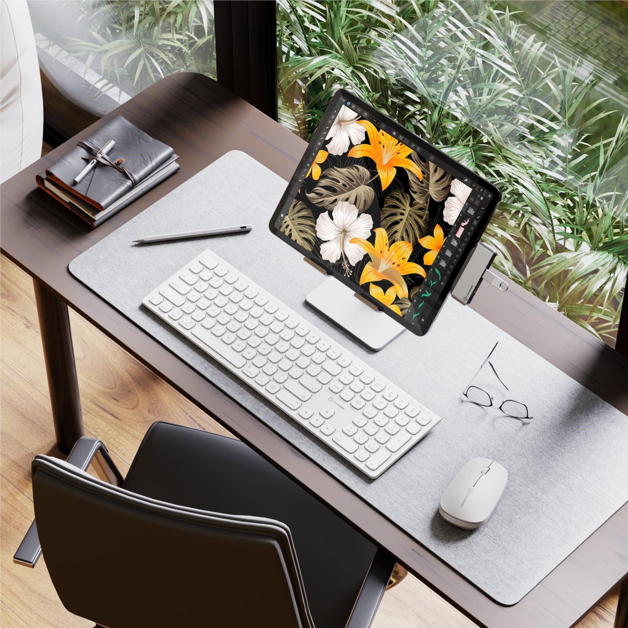 Alogic Echelon USB-C Rechargeable Bluetooth Full Size Keyboard for Mac (White)