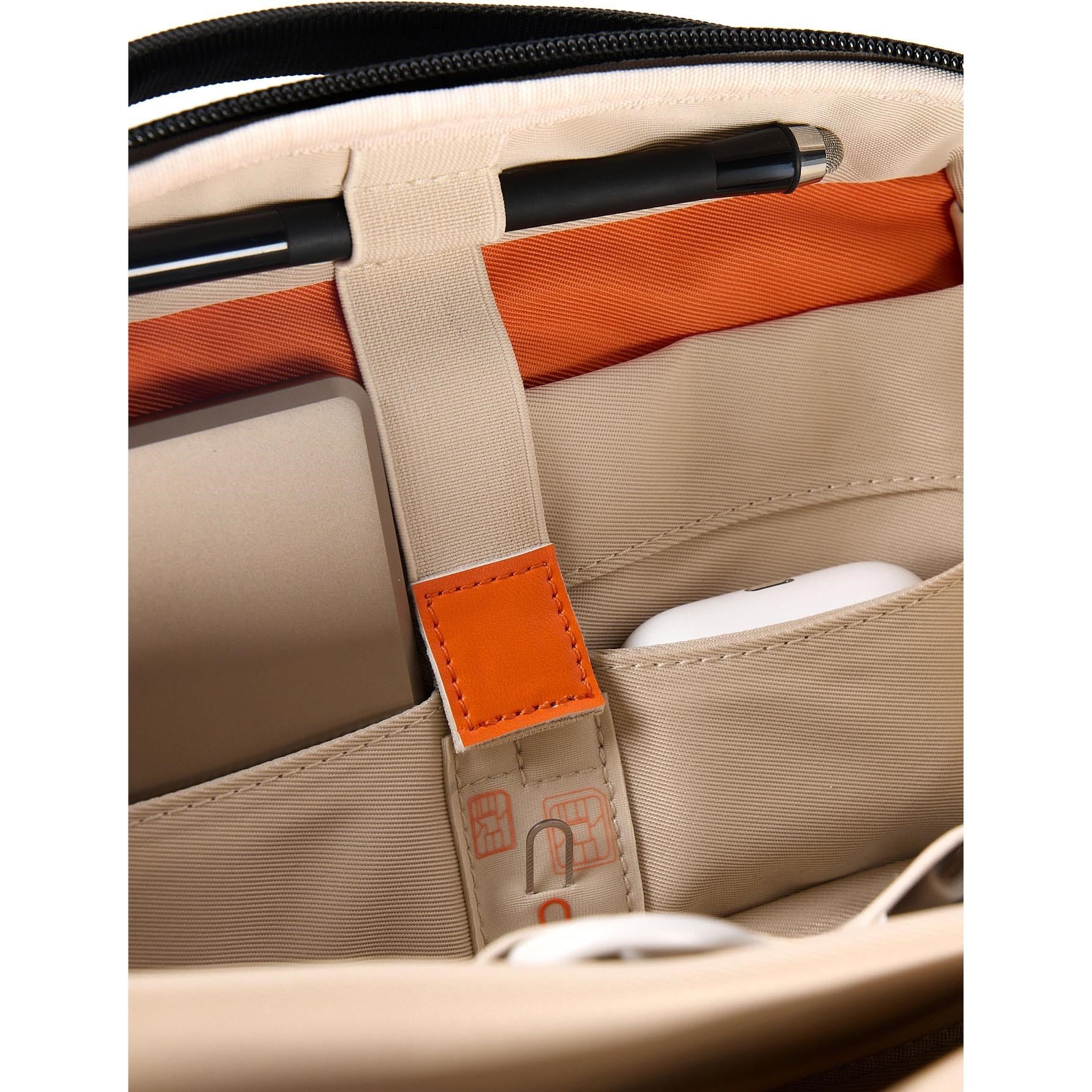 Cygnett Voyager Tech Organiser (Charcoal)