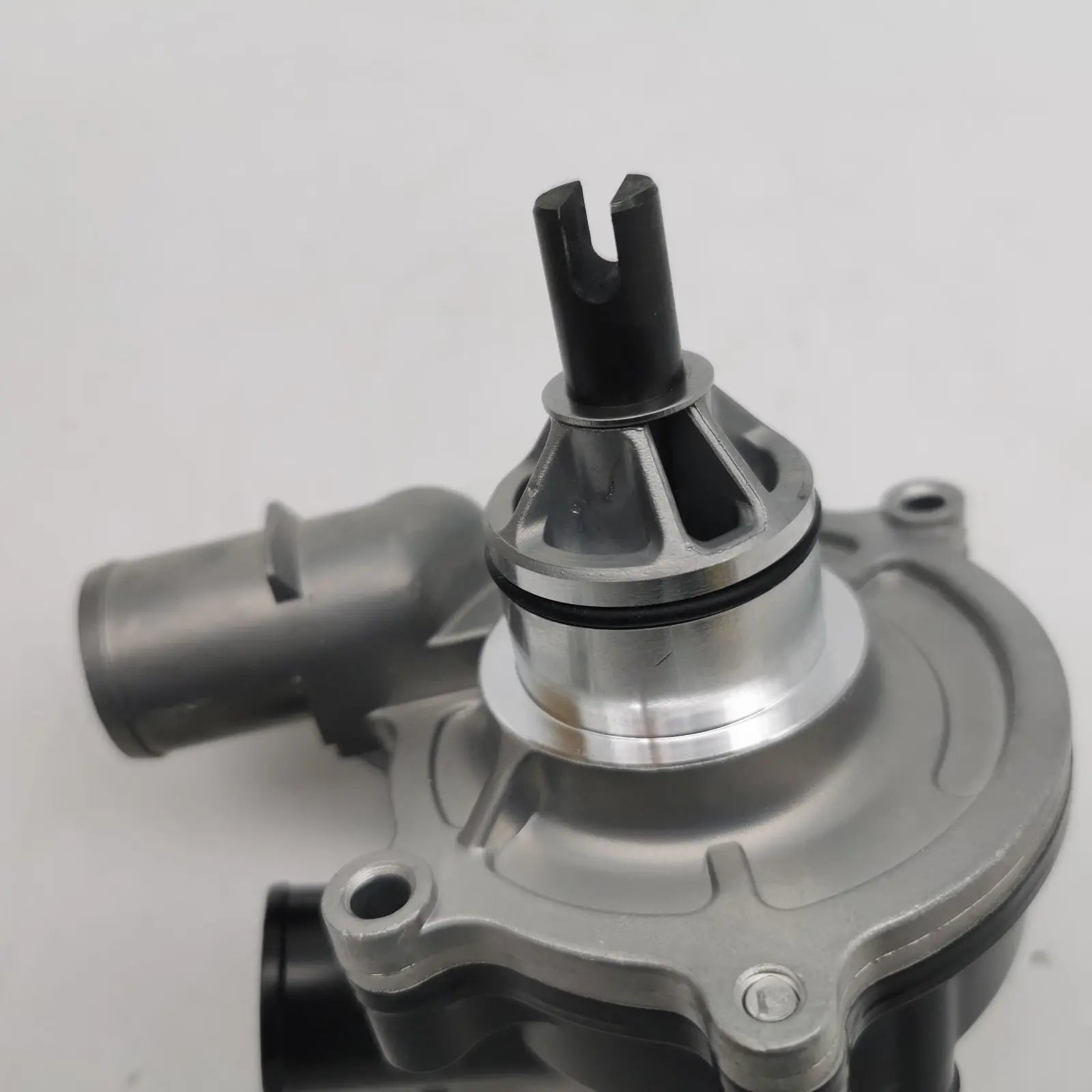 Assembled Water Pump For Suzuki GSXR600 GSXR750 2006-2019 07 08 17400-01H10-000 Wholesale Hub