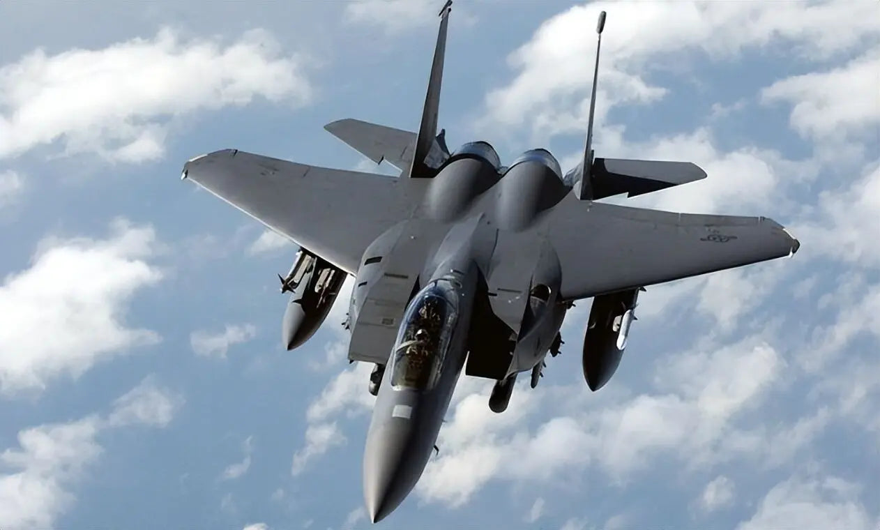 Christmas gift F-15 Eagle Fighter Jet Building Blocks Set, 223 Pieces Military Aircraft Model Kit for Kids & Enthusiasts(F15 fighter) Wholesale Hub