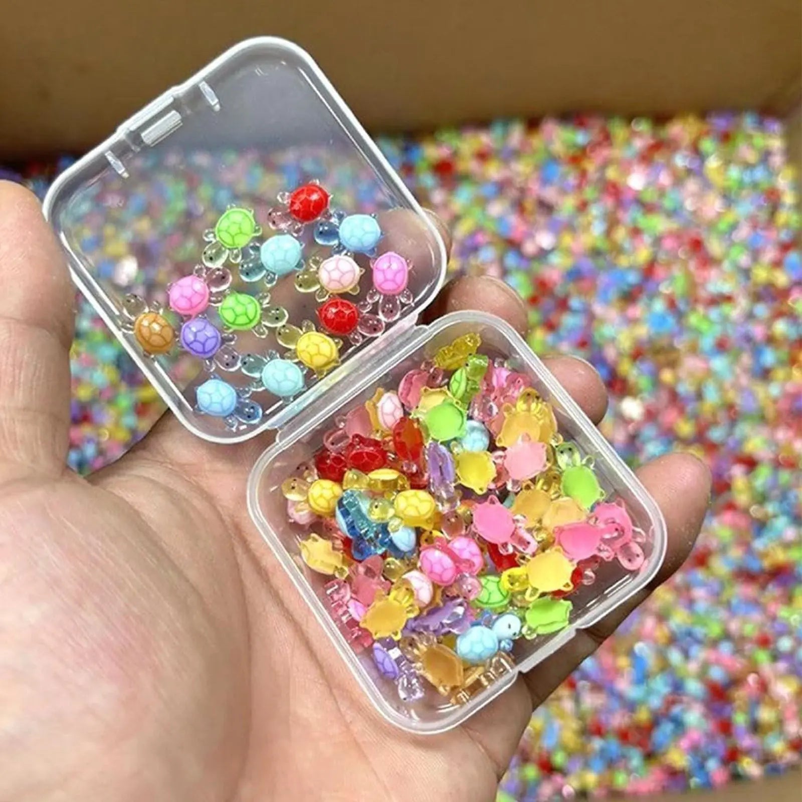 100 PCS Cute Tiny Turtles for Crafts - Mini Turtle Figurines Glow in The Dark Miniatures Resin Turtles Cute for Fairy Garden Moss Landscape Party Decoration Hidden Game Nail Art DIY Projects Wholesale Hub