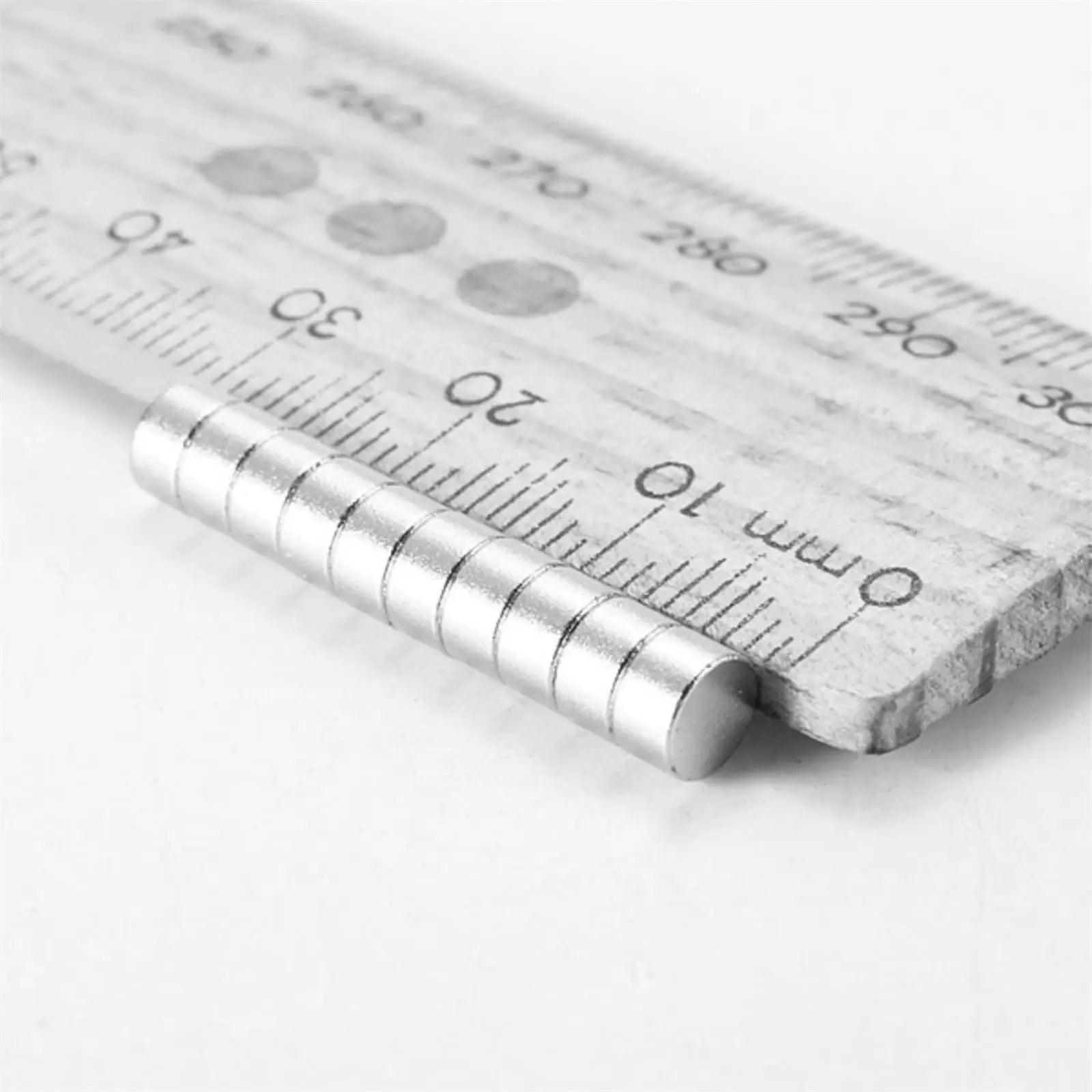10 Pcs Small Strong Magnets,Strong Small Magnets,Magnets For Crafts,Small Round Magnets,Heavy-Duty Mini Round Magnets Refrigerator Magnets For Whiteboard,Diy Building,Kitchen,Office,School,1.18 in 10 PCS Wholesale Hub