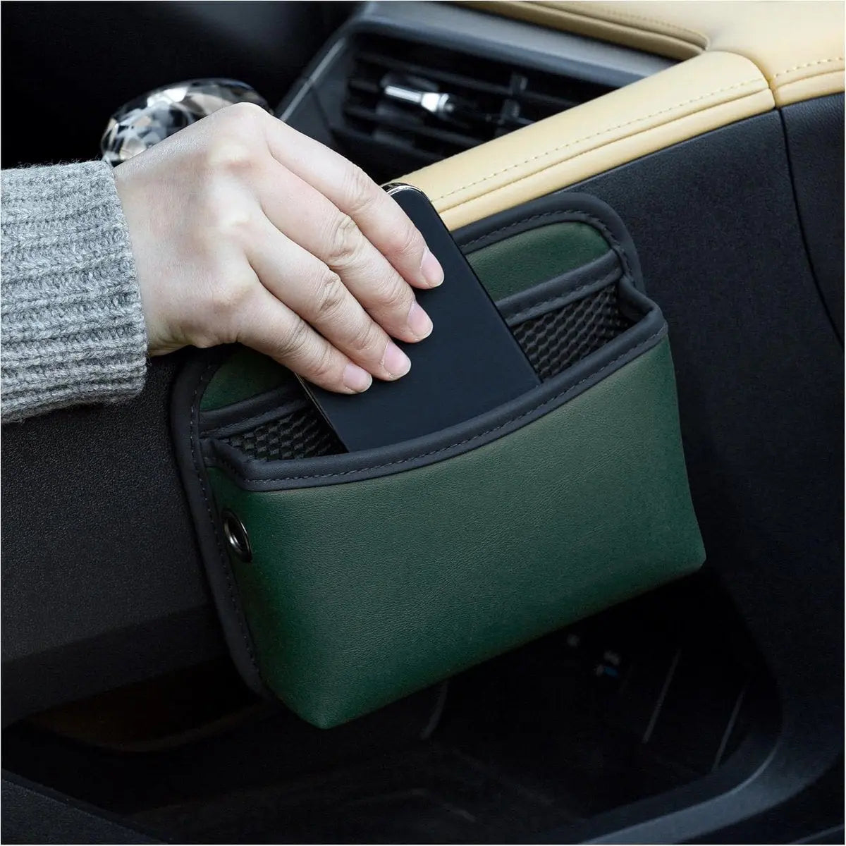 Car storage bag - 18*15*5.5 cm - Car storage bag - Storage - Universal car storage bag - Self-adhesive storage bag - Car essentials - Universal storage accessories for the car seat holder Wholesale Hub
