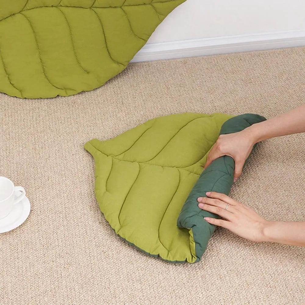 Double-Sided Available Pet Mattress Pad Leaf Shape Puppy Cat Bed Mat Style 1 Wholesale Hub