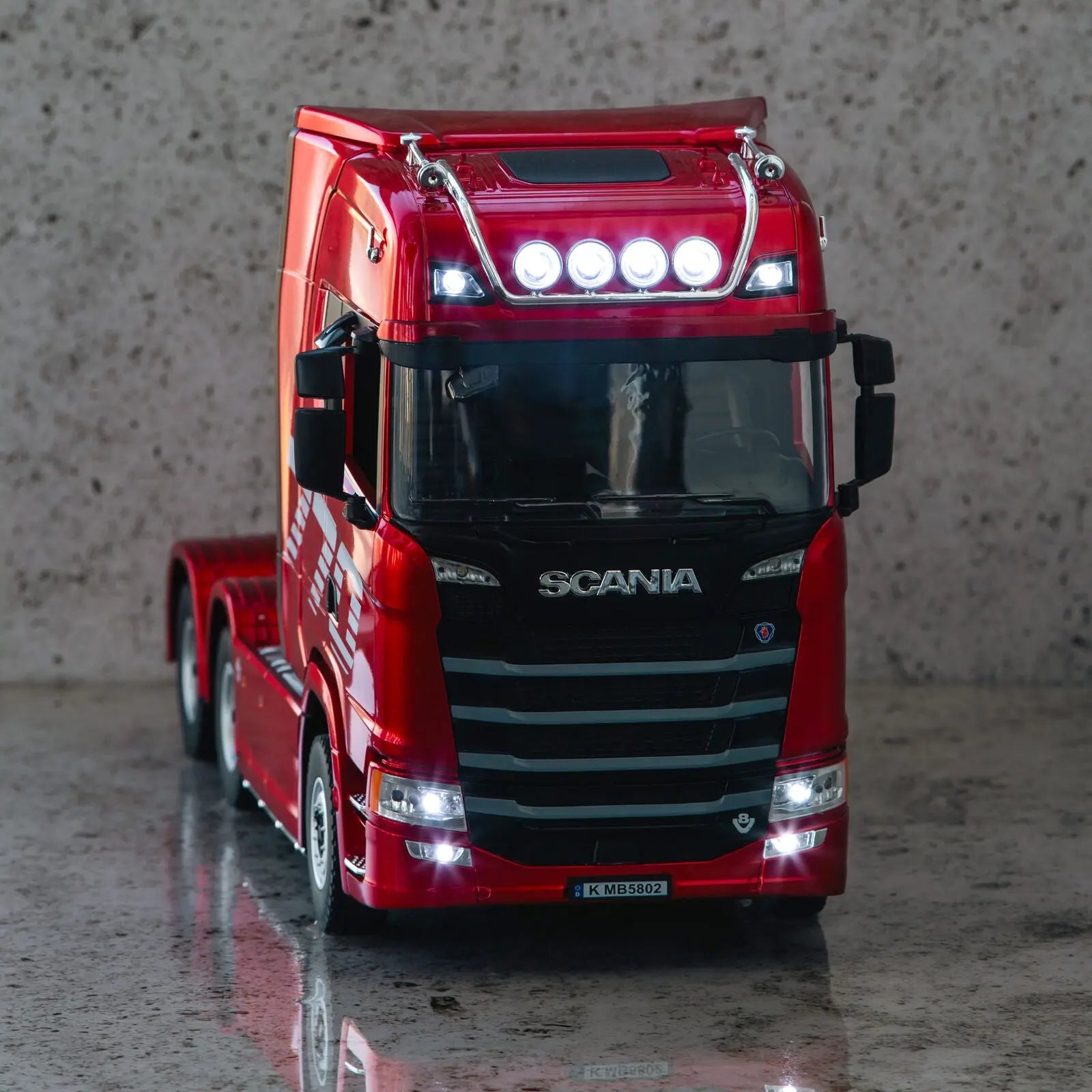 Scania Licensed Remote Control Trailer Head Truck with Lights, Sounds & Steering Adjustment Wholesale Hub