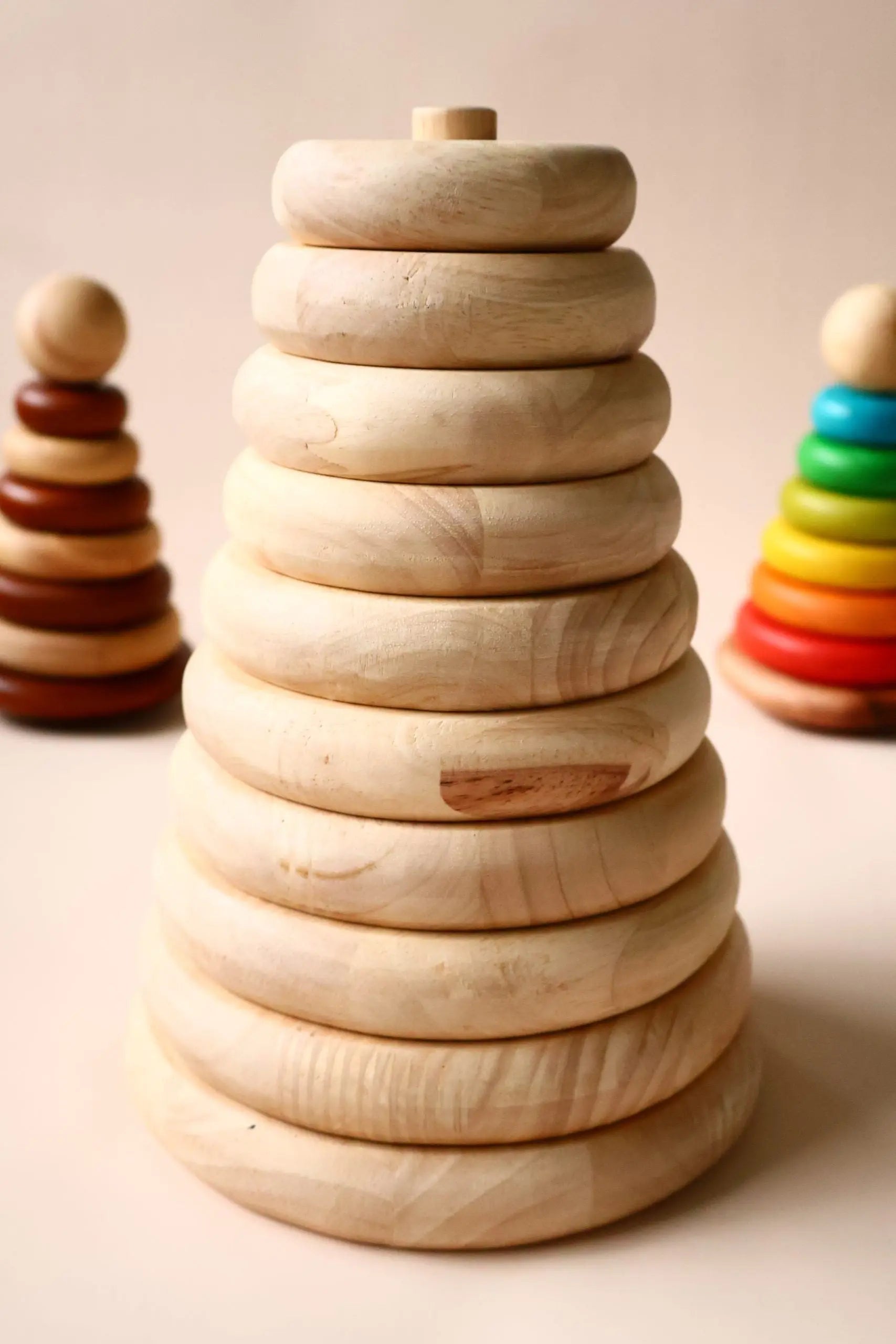 Natural Circle Stacker Wholesale Hub