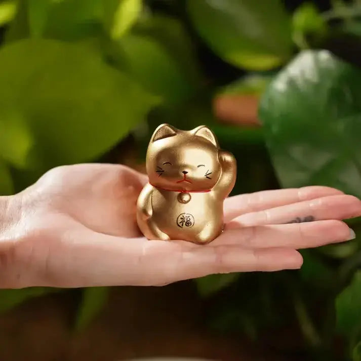 Okimono Gold Maneki Neko Wholesale Hub