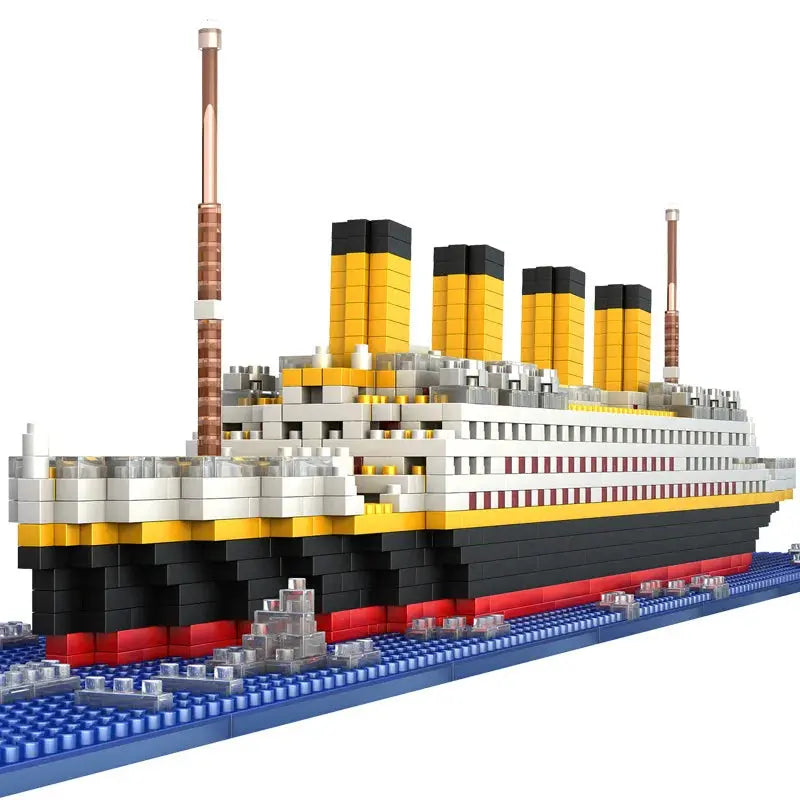 NNEOBA Titanic Ship Toy with LED Light Wholesale Hub