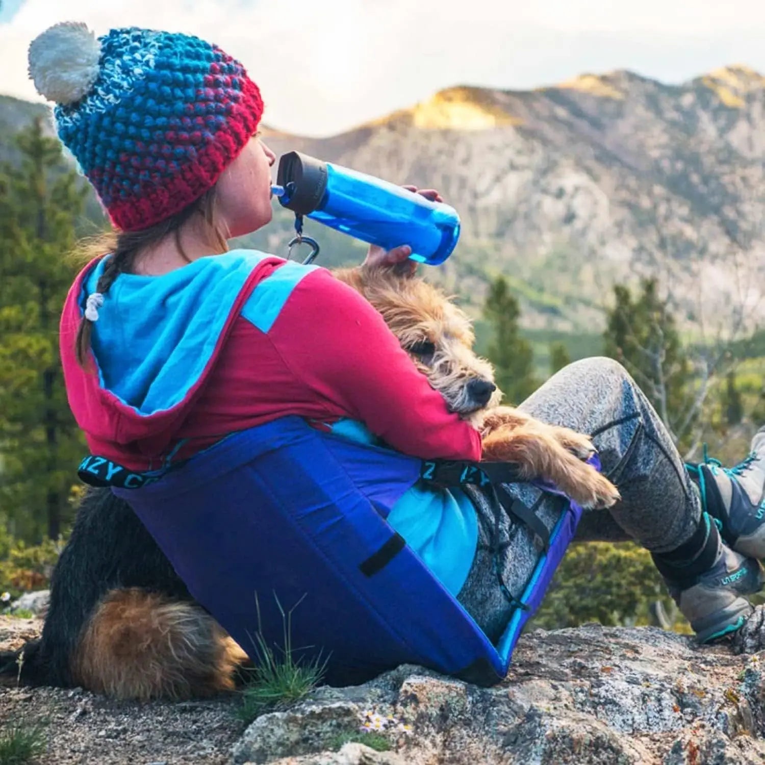 Blue Portable Outdoor Camping Seat Pad with Backrest, Foldable & Waterproof Concert Cushion, 600D Oxford Fabric, Ideal for Hiking & Picnics Wholesale Hub
