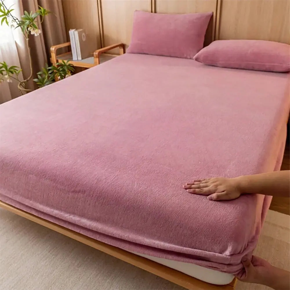 Bean paste color Plush Crystal Velvet Fitted Sheet - Ultra Soft, Warm & Thick for Winter (99x190+36cm) Wholesale Hub