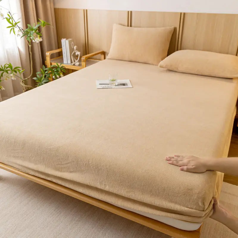 Khaki Plush Crystal Velvet Fitted Sheet - Ultra Soft, Warm & Thick for Winter (198x203+36cm) Wholesale Hub