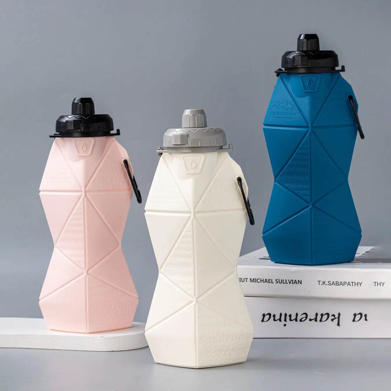 Black and Black Cup Lid Ultimate Foldable Silicone Water Bottle - Lightweight Leakproof Travel & Sports Hydration - 700ml Wholesale Hub
