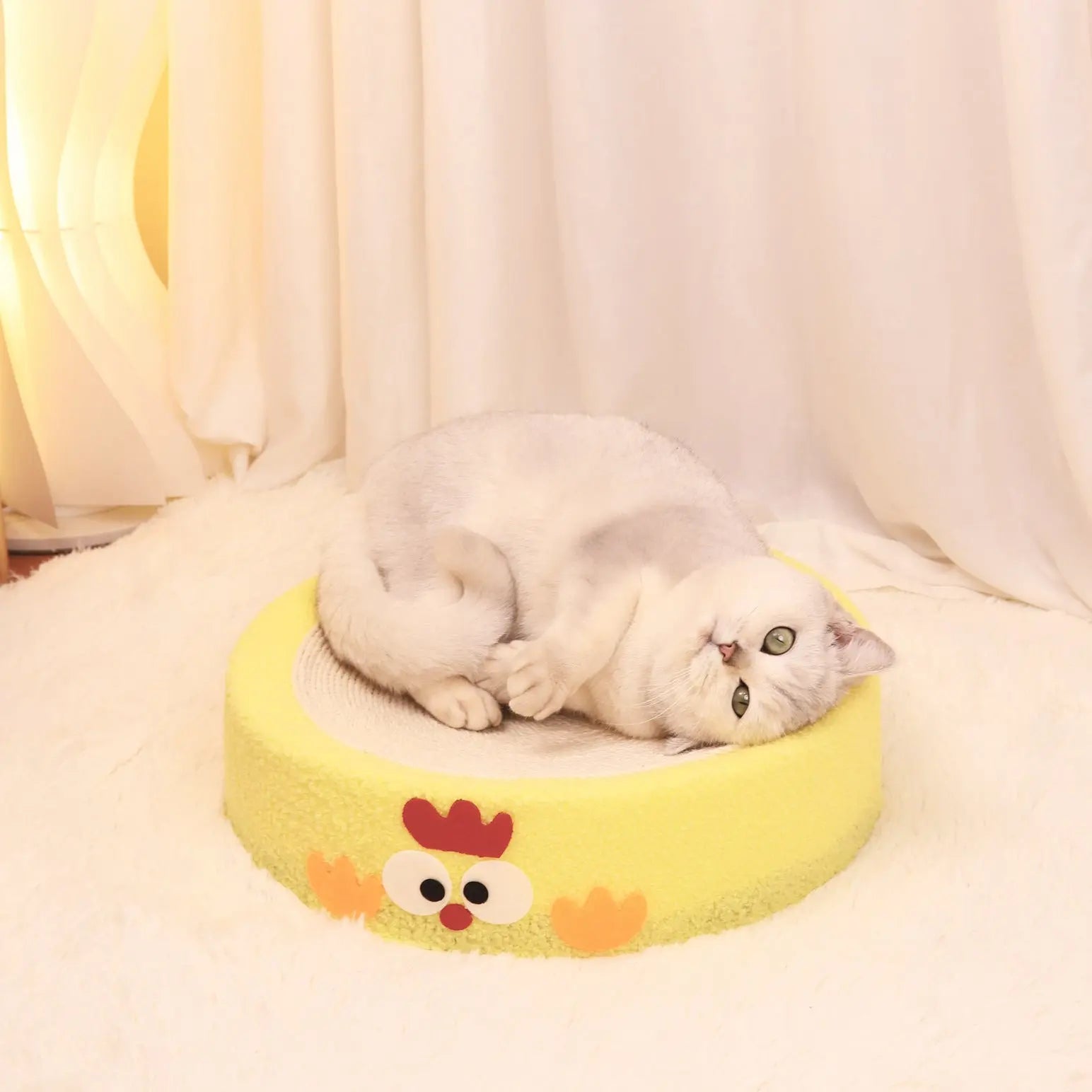 Round braised chicken in yellow sauce Large Cat Scratcher Bed 2 in 1 Sisal Scratching Pad & Plush Lounge Nest Durable Claw Grinder Mat for Indoor Cats Wholesale Hub