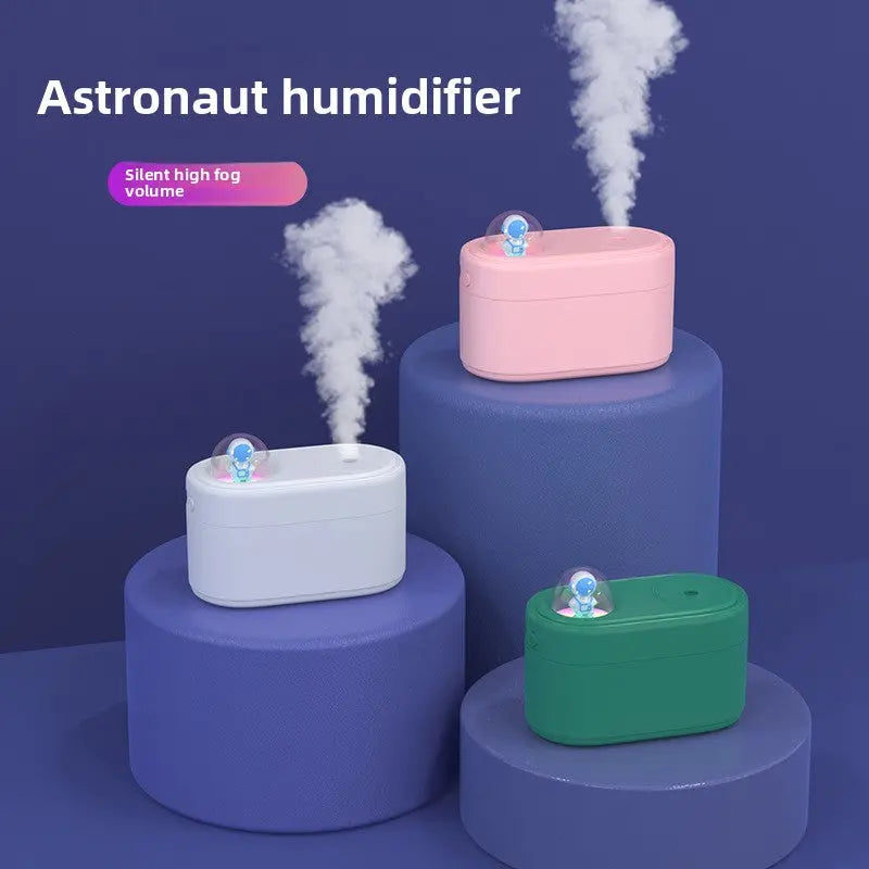Green Rechargeable Mini Astronaut Air Humidifier USB Desktop Cool Mist Humidifier with 7-Color LED Night Light for Bedroom and Office Wholesale Hub