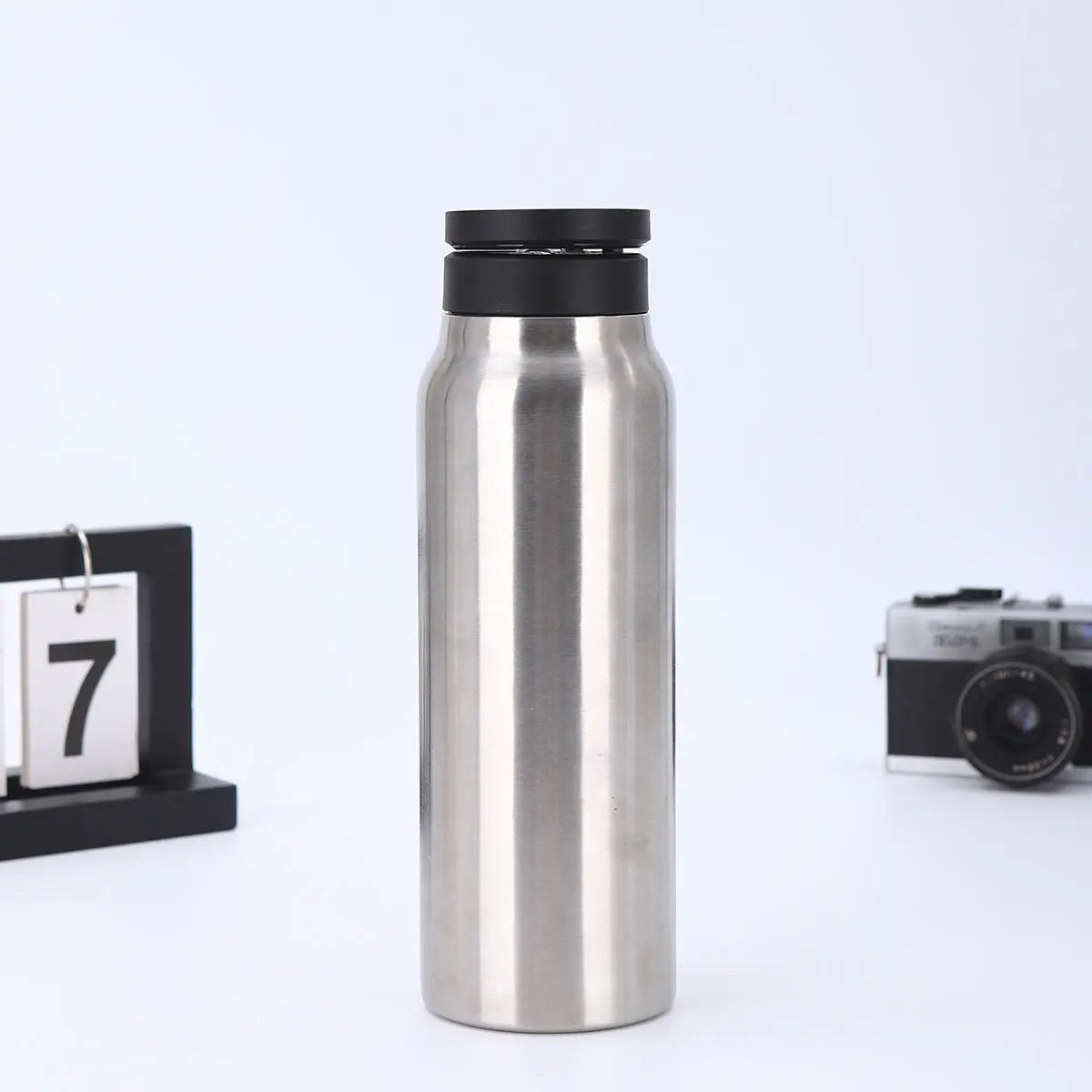 Sliver 24oz Stainless Steel Insulated Water Bottle With 90° Adjustable Vertical/Horizontal Magnetic Phone Holder - Ringo Style Magnetic Lid Sport Flask Wholesale Hub