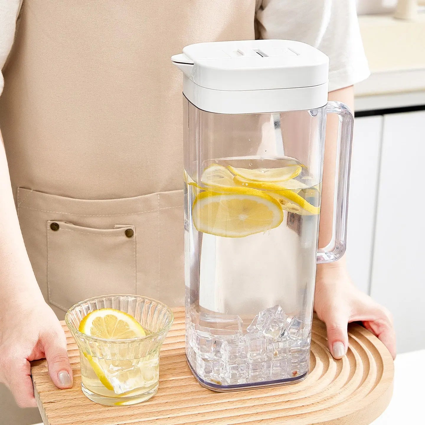White 2000ML Leak-Proof Flip-Top Cool Water Pitcher for Refrige Door - Cold/Heat-Resistant Stylish Iced Tea Fruit Infuser Kettle Wholesale Hub