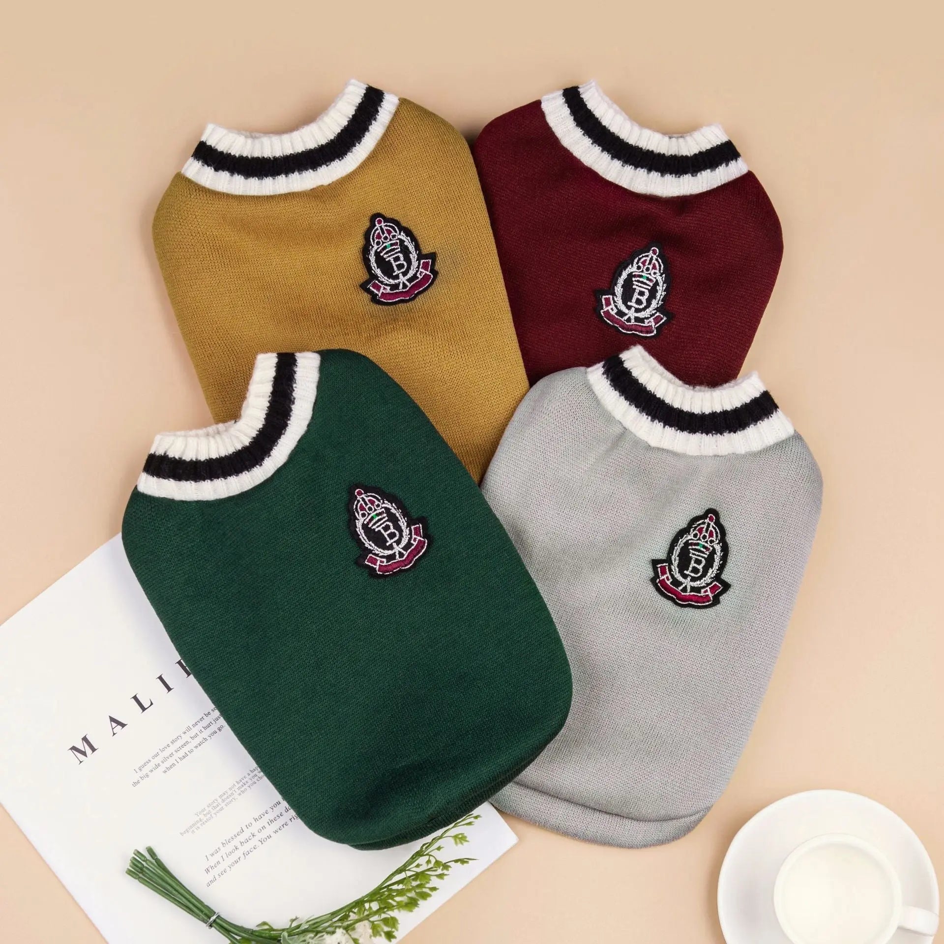 4-Pack L Size Preppy Style V-Neck Knitted Cotton Pet Sweater - Hair-Resistant & Breathable, Classic Fleece-Lined Pullover for Cats and Dogs(Green + Red + Khaki + Grey) Wholesale Hub