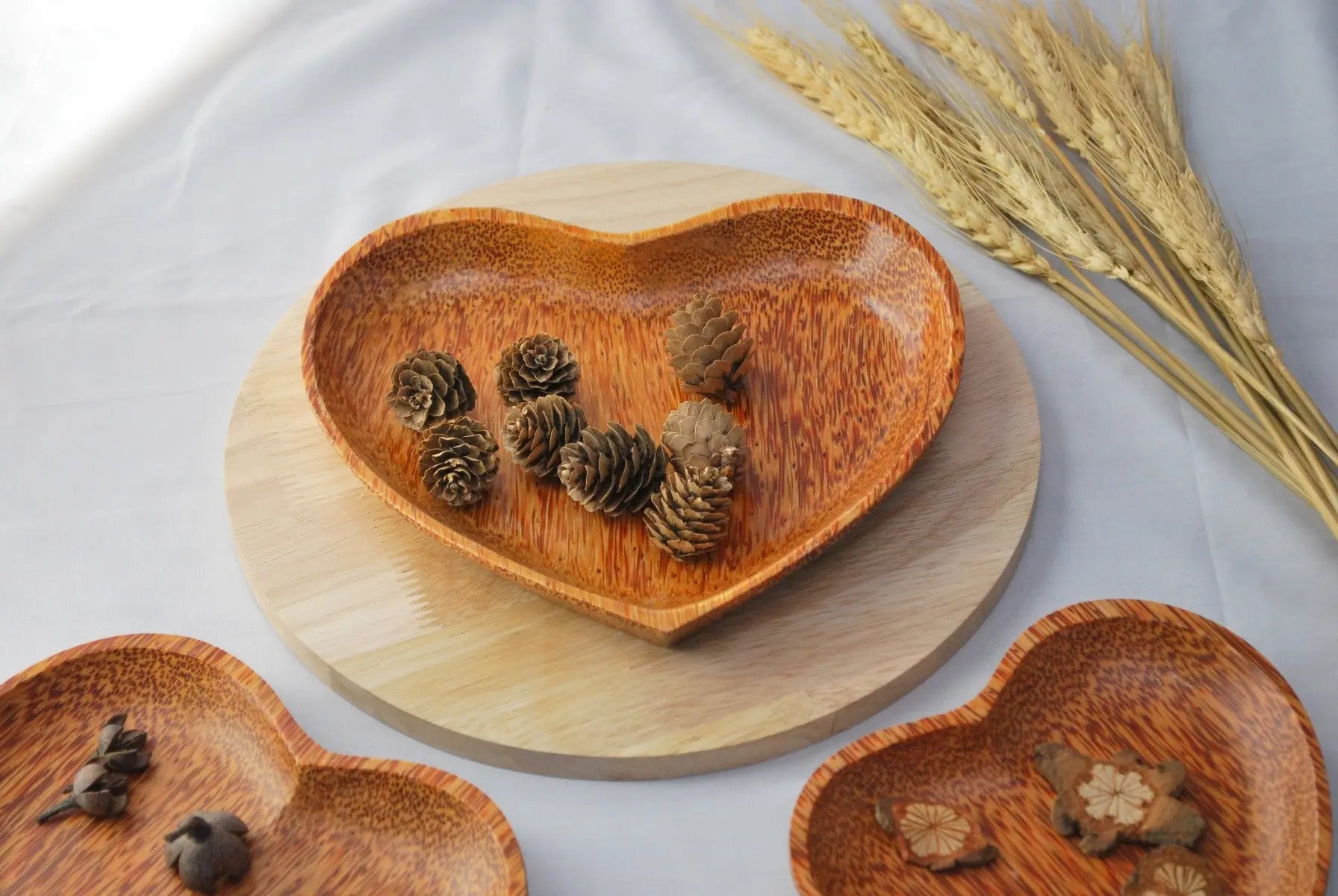 Set of 3 Coconut Wood Heart Shape Plates Natural Wholesale Hub