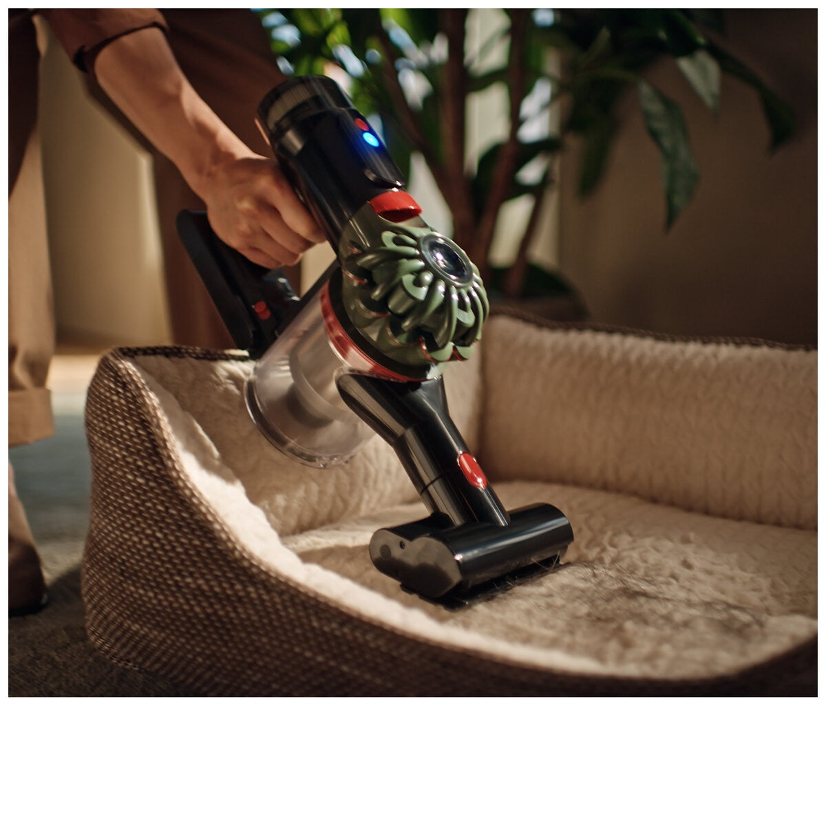 Dyson V8 Cyclone 226890-01