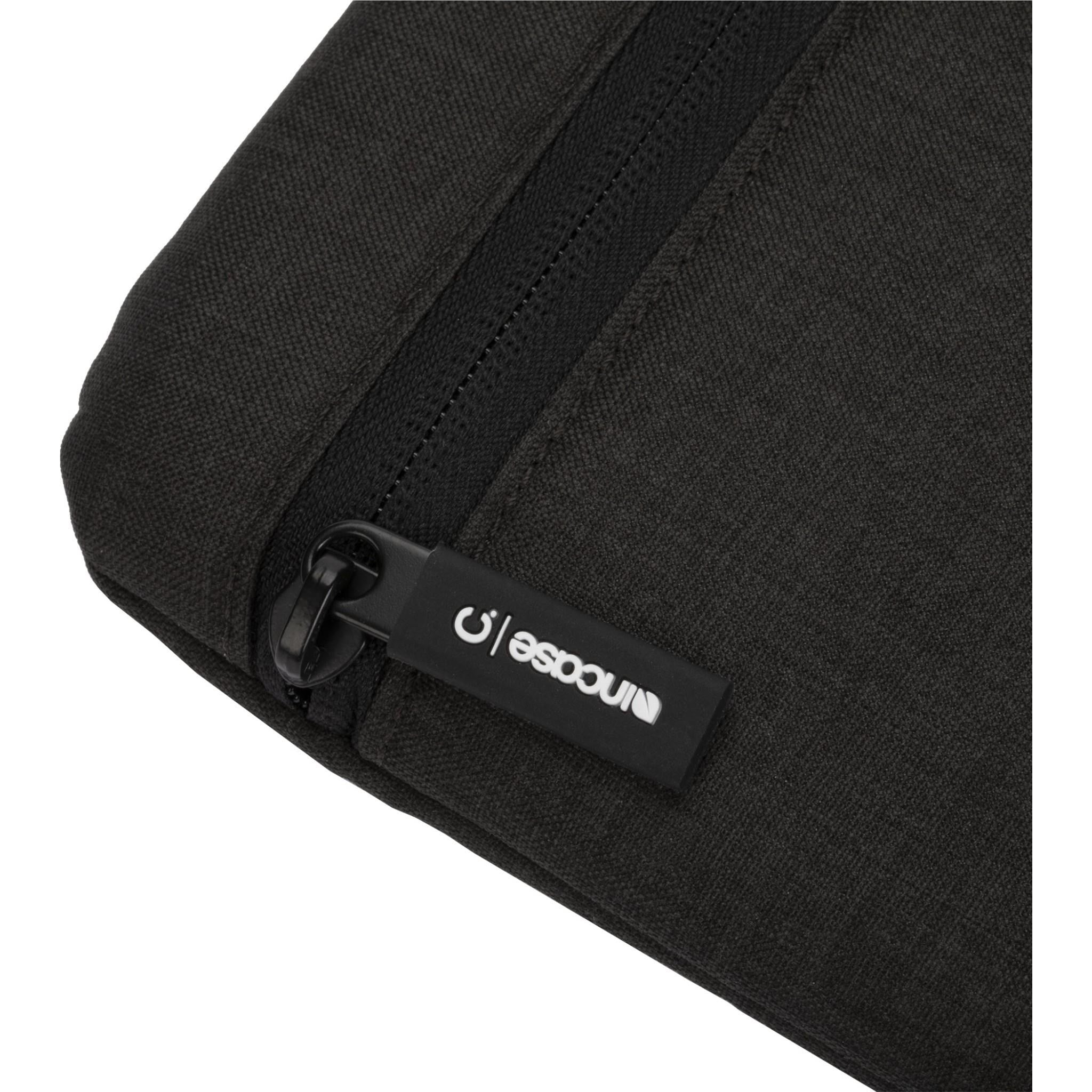 Incase Carry Zip 13' Laptop Sleeve (Black)