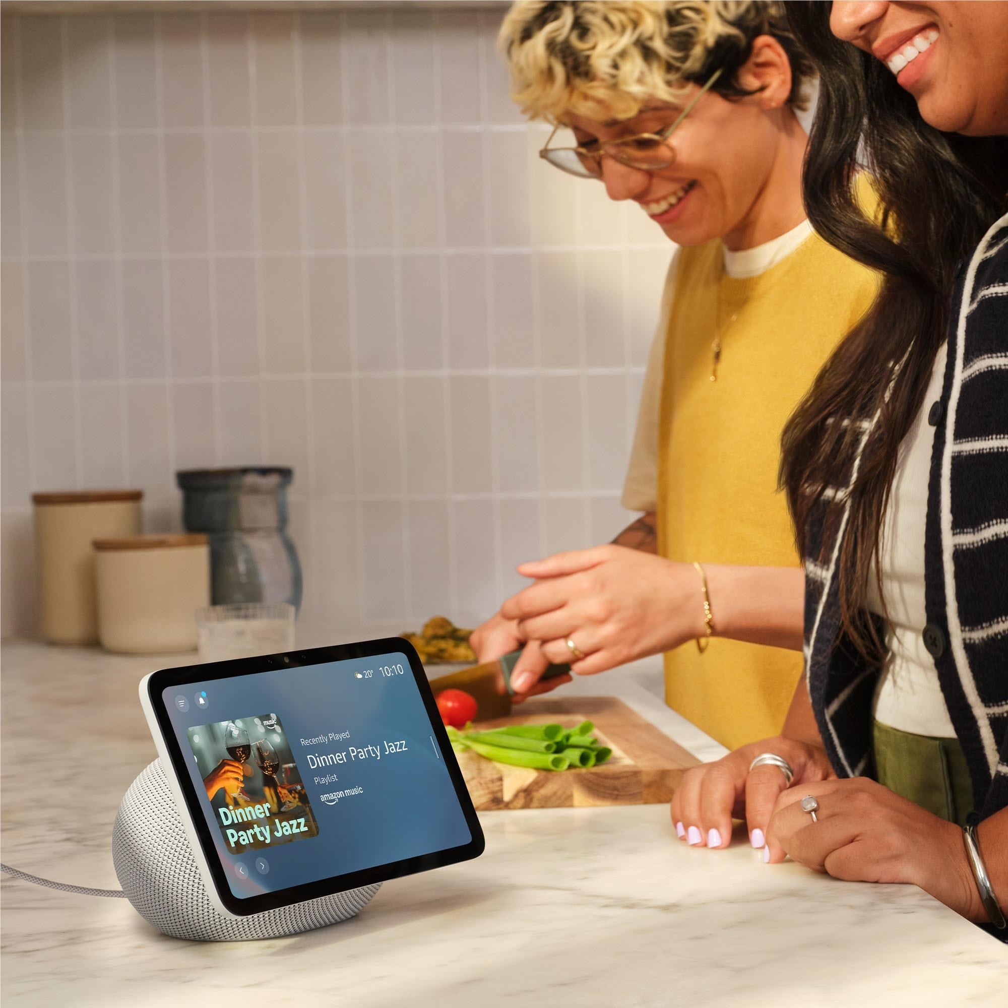 Amazon Echo Show 8 (Glacier White)
