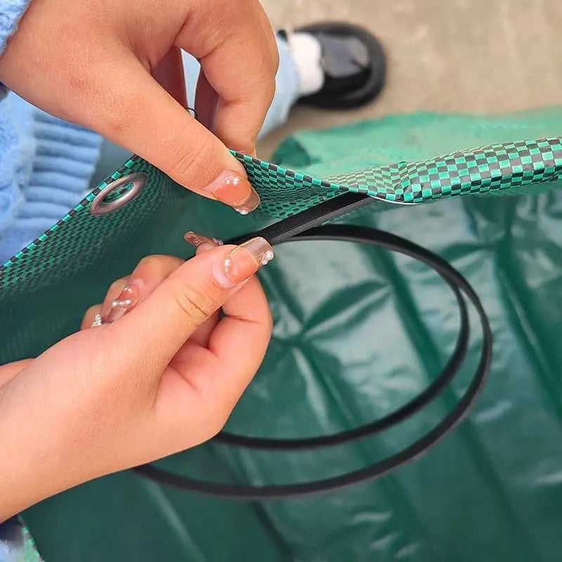 2 Large Capacity Garden Bags with Handles, Self-Standing and Robust for Leaves Lawn Hedges and Garden Waste, 67 x 76cm Wholesale Hub