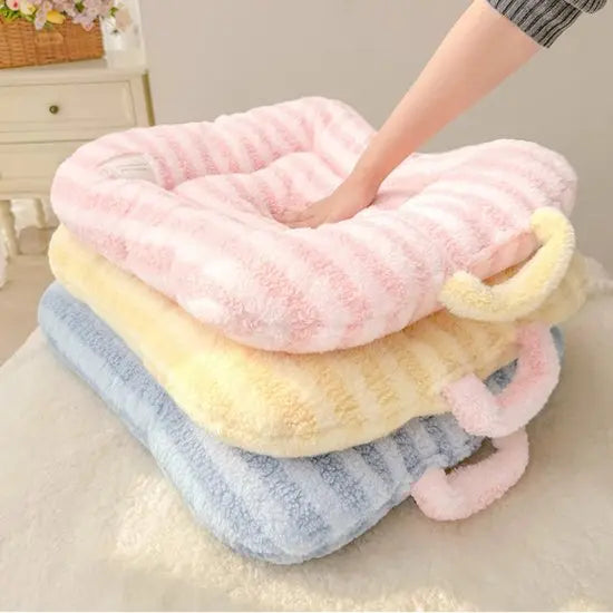Cat Bed - Pet Mat - Soft and Warm Sleeping Mat for Cats and Small Pets, Comfortable and Cozy - Suitable for All Pets (Pink, S: 40 * 50cm) Wholesale Hub