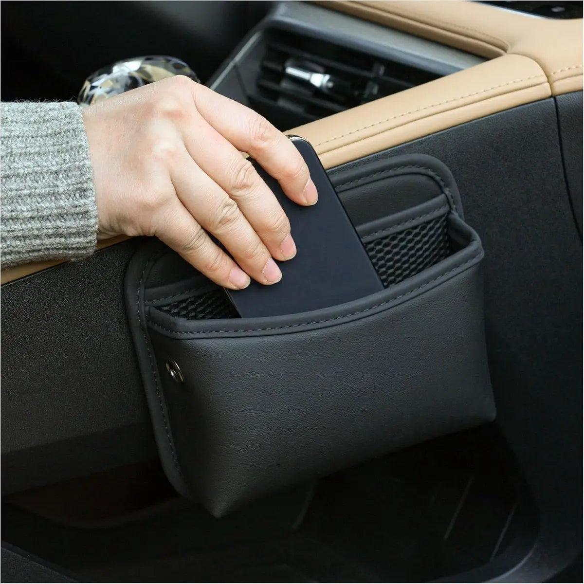 Car storage bag - 18*15*5.5 cm - Car storage bag - Storage - Universal car storage bag - Self-adhesive storage bag - Car essentials - Universal storage accessories for the car seat holder Wholesale Hub