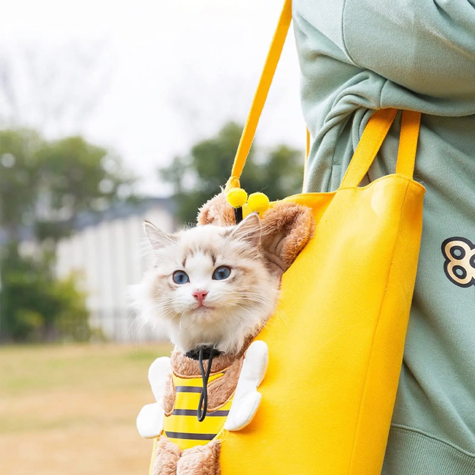 Bee-Shaped Show Head Pet Canvas Shaped Shoulder Bag，Pet Out Bag, Outcrop, Pet Out Shoulder Bag. (Bee-Large) Wholesale Hub