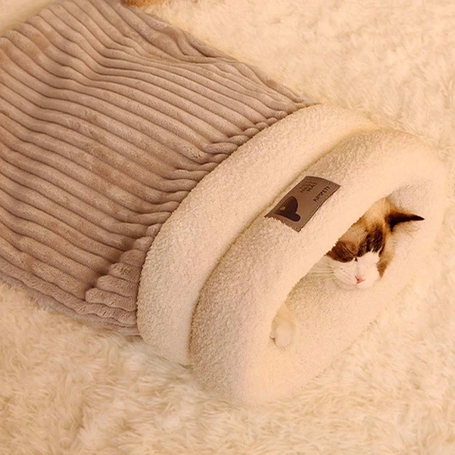 Sleeping Bag for Cat, Warm Pet Bed, Washable Cozy Cave for Cats gray L 34 x W 20 x H 20 cm Wholesale Hub